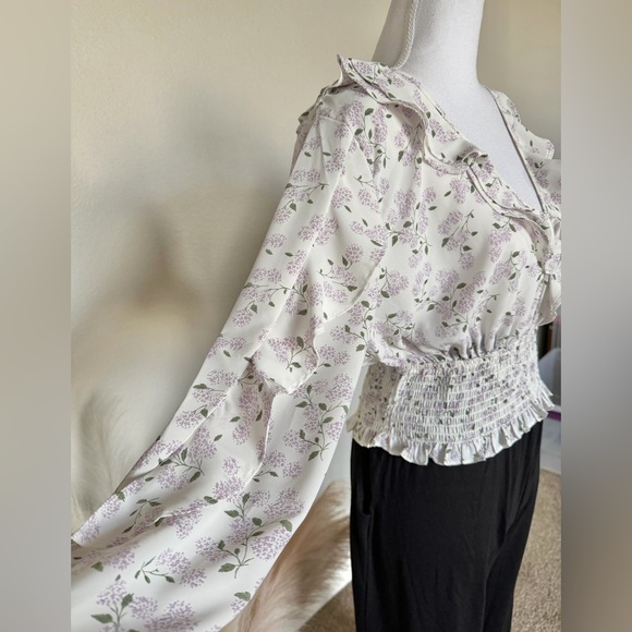 NWT - Floral Ruffle Smocked Crop Blouse - Picture 8 of 13